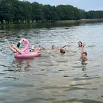 Miedzy Nami Nad Jeziorem Kołczewo
