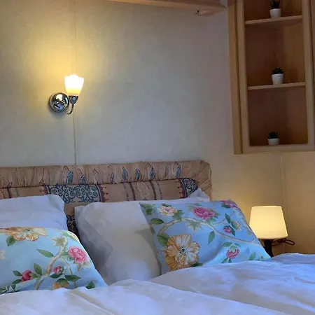 Camping Miedzy Nami Nad Jeziorem Kołczewo
