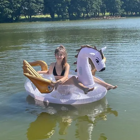 Camping Miedzy Nami Nad Jeziorem Kołczewo