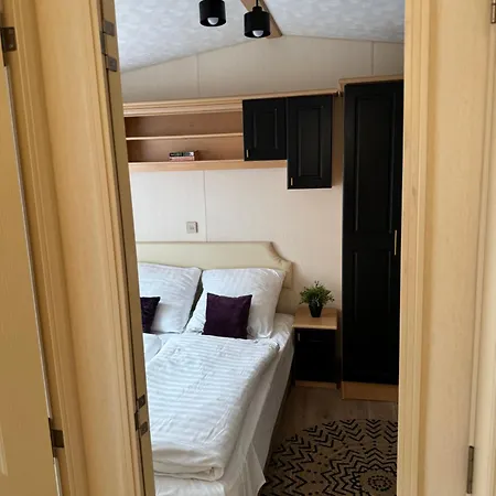 Miedzy Nami Nad Jeziorem Camping Kołczewo