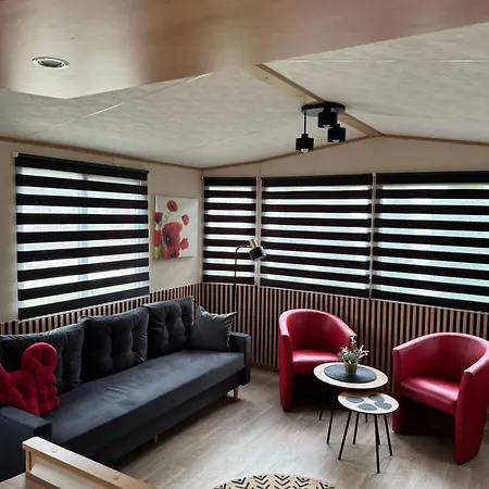 Camping Miedzy Nami Nad Jeziorem Kołczewo