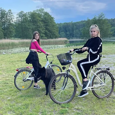 Campeggio Miedzy Nami Nad Jeziorem Kolczewo