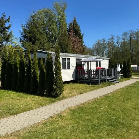 Parque de Campismo Miedzy Nami Nad Jeziorem *
