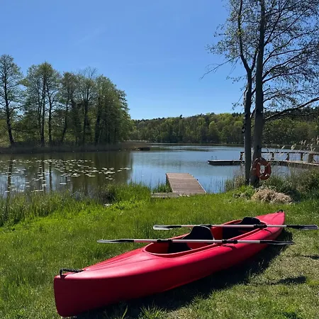 Miedzy Nami Nad Jeziorem Kolczewo