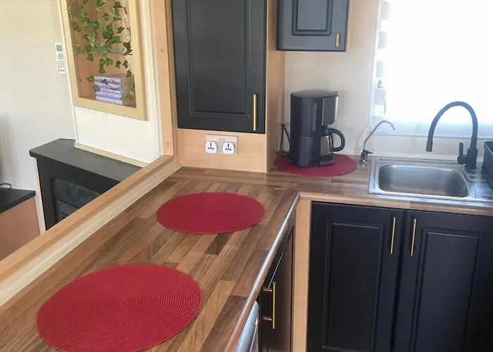 Miedzy Nami Nad Jeziorem Campsite