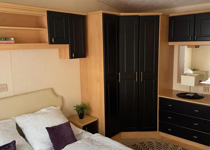 Miedzy Nami Nad Jeziorem *