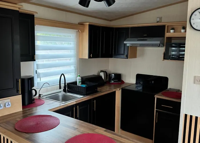 Campsite Miedzy Nami Nad Jeziorem Kolczewo