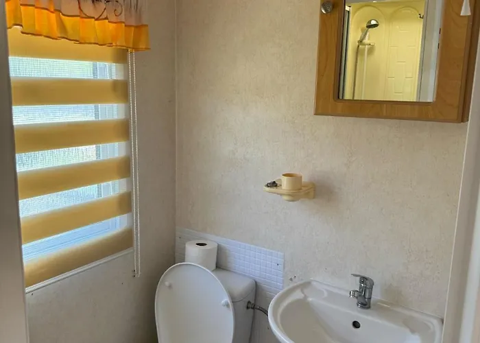 Miedzy Nami Nad Jeziorem Campsite Kolczewo