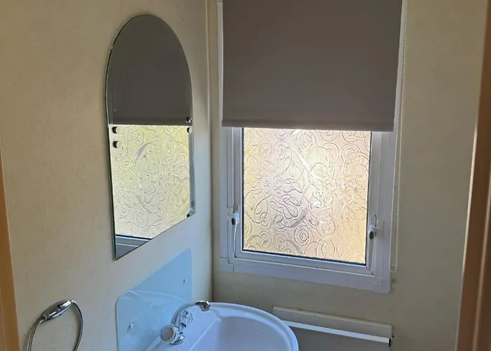 Miedzy Nami Nad Jeziorem *