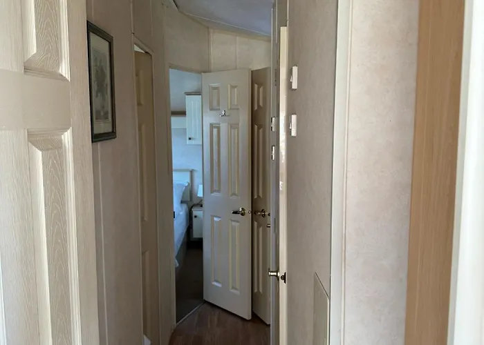 Miedzy Nami Nad Jeziorem Kolczewo