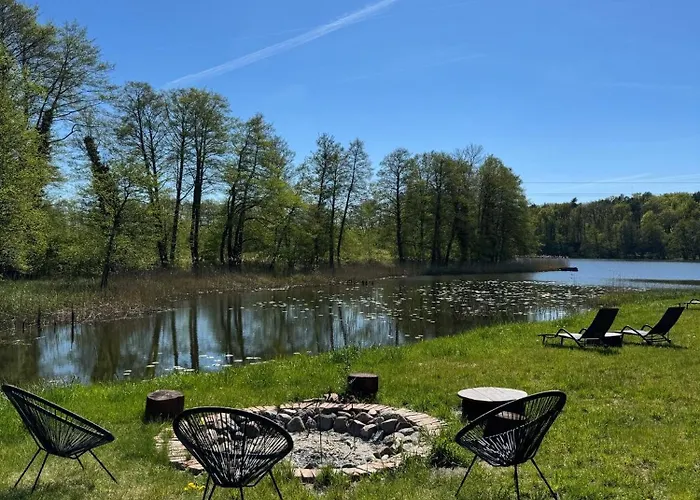 Miedzy Nami Nad Jeziorem *